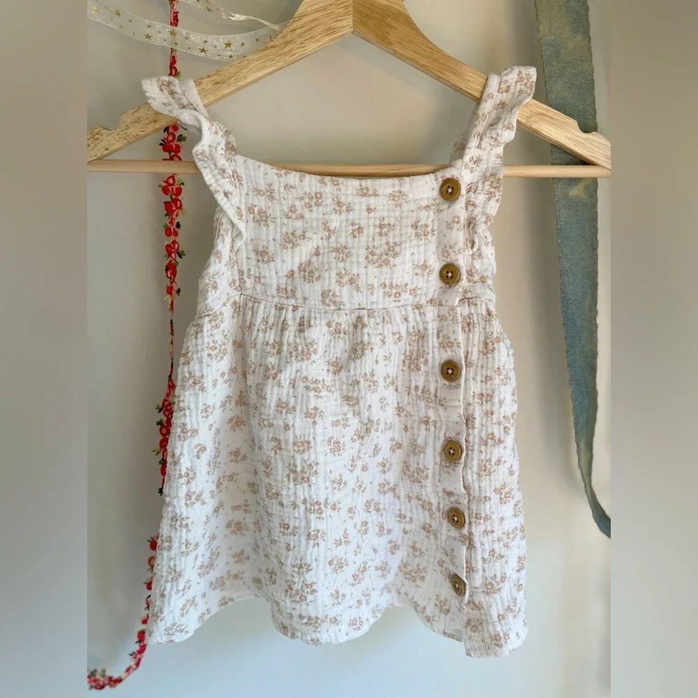 ✨ Rabbit + Bear by Emily & Oliver Floral Button Dress (3T)